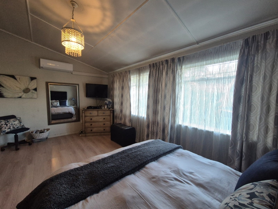 3 Bedroom Property for Sale in Three Rivers Proper Gauteng