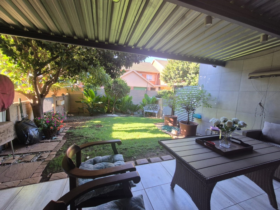 3 Bedroom Property for Sale in Three Rivers Proper Gauteng