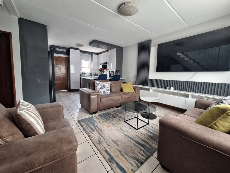 2 Bedroom Property for Sale in Heidelberg Gauteng