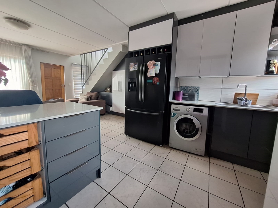 2 Bedroom Property for Sale in Heidelberg Gauteng