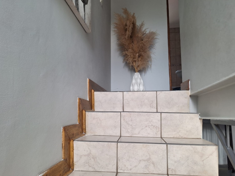 2 Bedroom Property for Sale in Heidelberg Gauteng