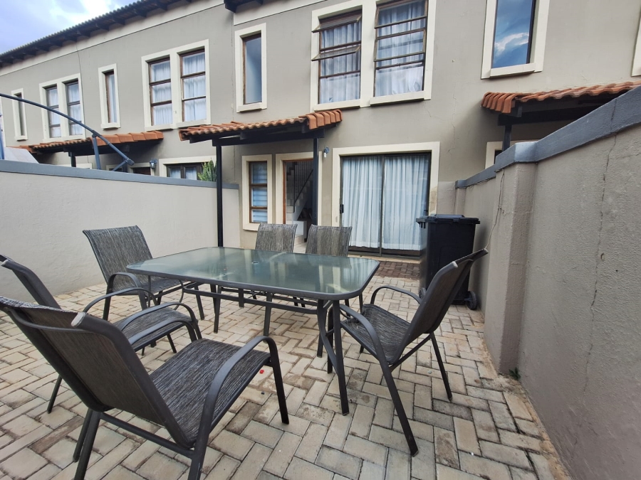 2 Bedroom Property for Sale in Heidelberg Gauteng
