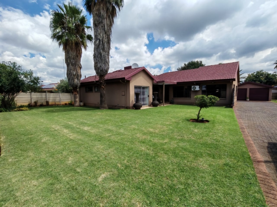 3 Bedroom Property for Sale in Risiville Gauteng