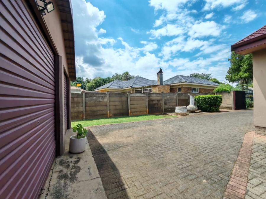 3 Bedroom Property for Sale in Risiville Gauteng