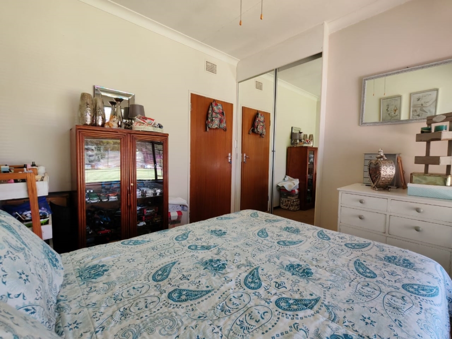 3 Bedroom Property for Sale in Risiville Gauteng