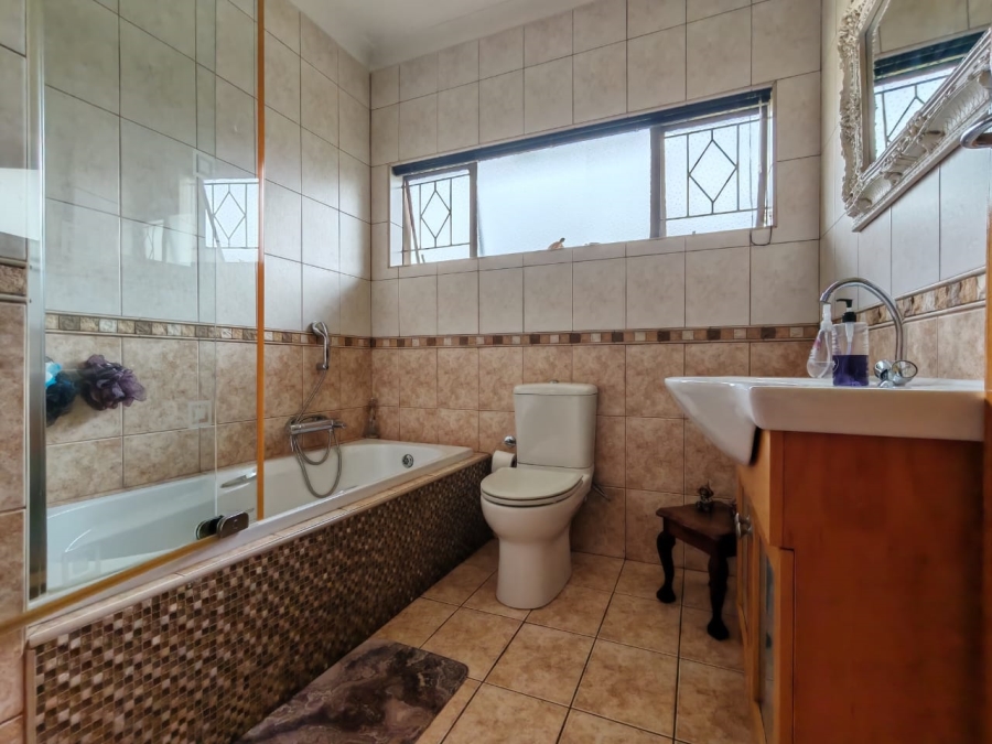 3 Bedroom Property for Sale in Risiville Gauteng