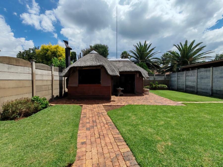 3 Bedroom Property for Sale in Risiville Gauteng