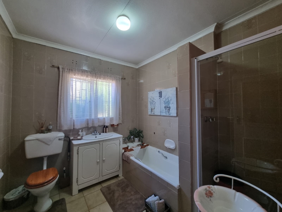 4 Bedroom Property for Sale in Arcon Park Gauteng