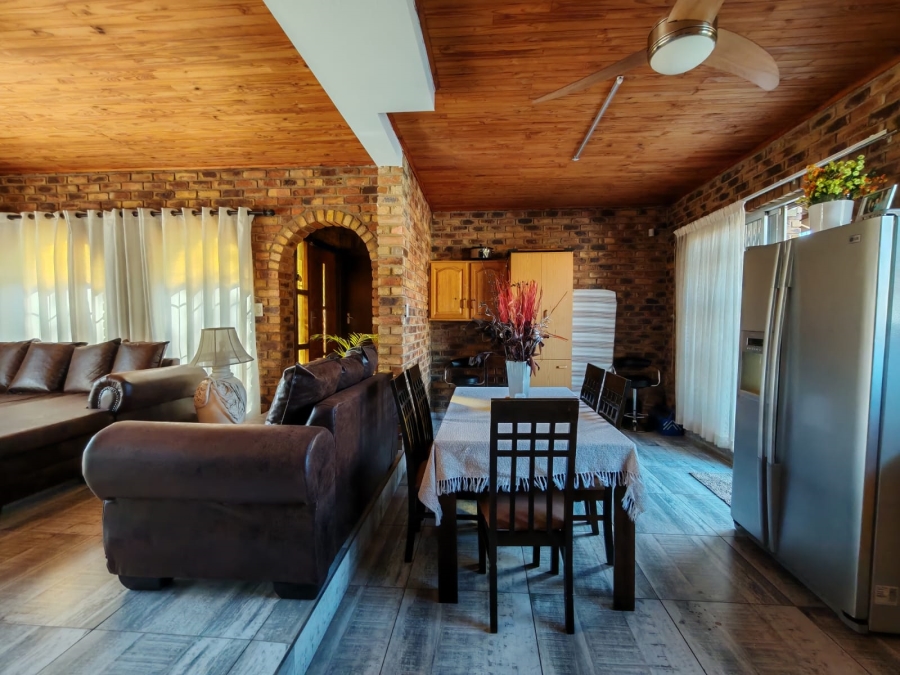 4 Bedroom Property for Sale in Risiville Gauteng