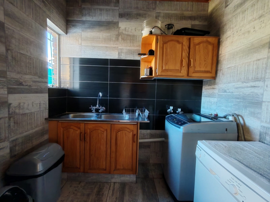 4 Bedroom Property for Sale in Risiville Gauteng