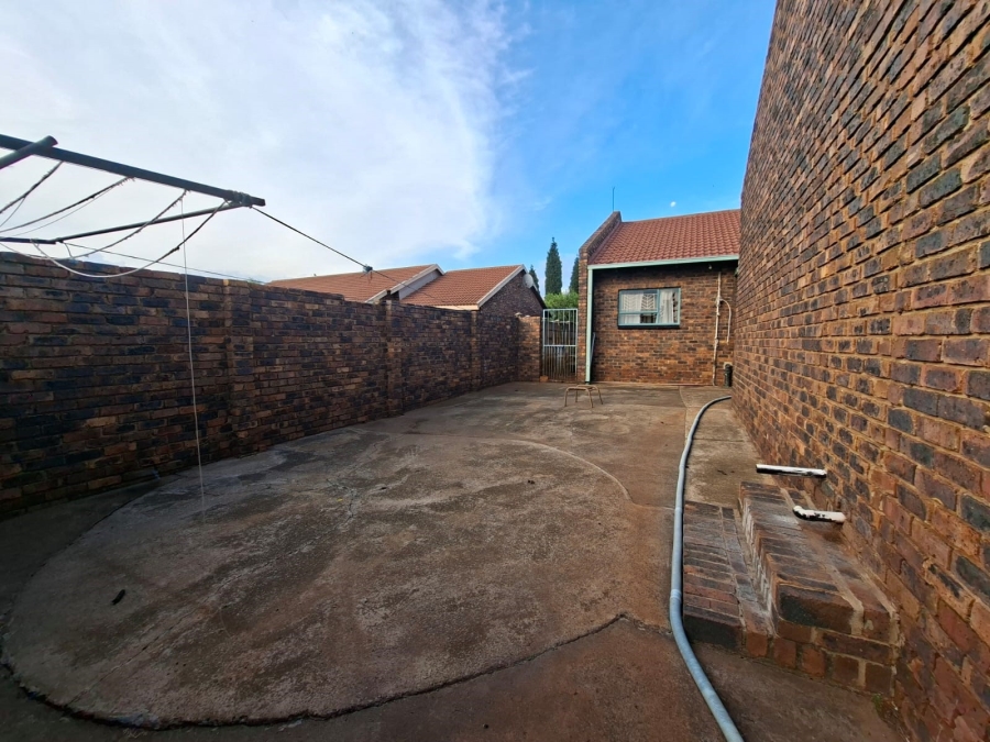 3 Bedroom Property for Sale in Riversdale Gauteng