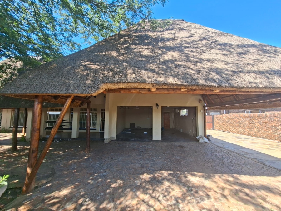 4 Bedroom Property for Sale in Golf Park Gauteng