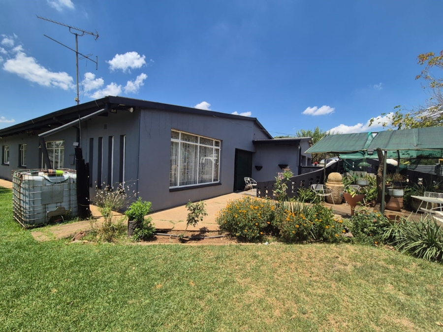 3 Bedroom Property for Sale in Sonland Park Gauteng