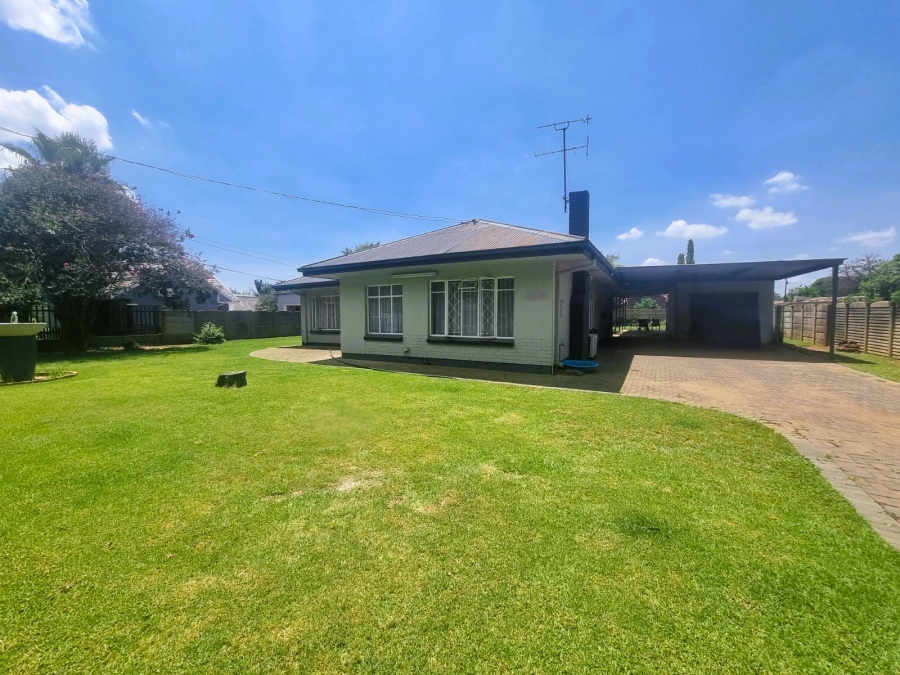 3 Bedroom Property for Sale in Three Rivers Gauteng