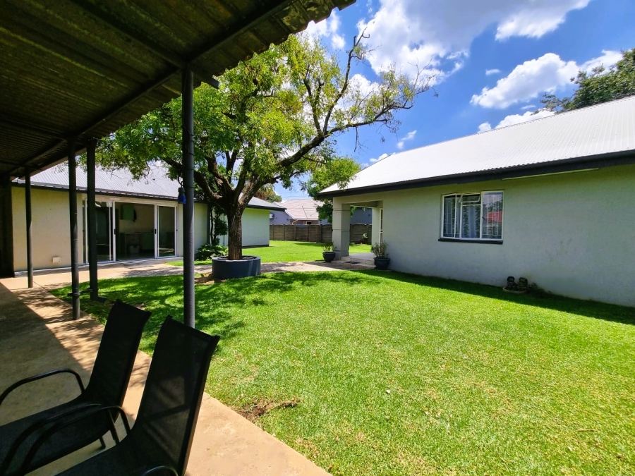 3 Bedroom Property for Sale in Three Rivers Gauteng