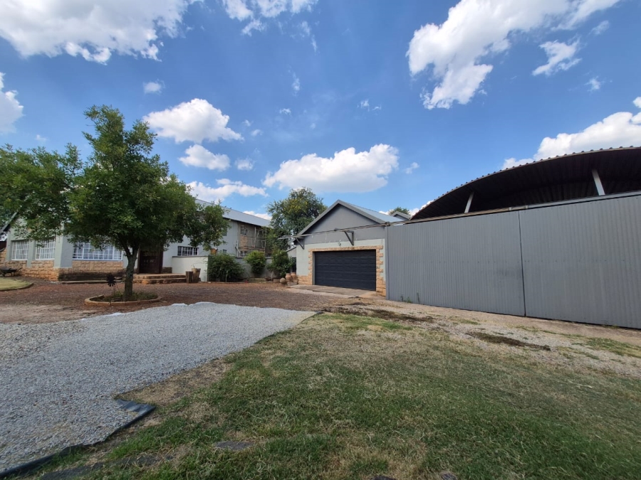 4 Bedroom Property for Sale in Walkerville Manor Gauteng