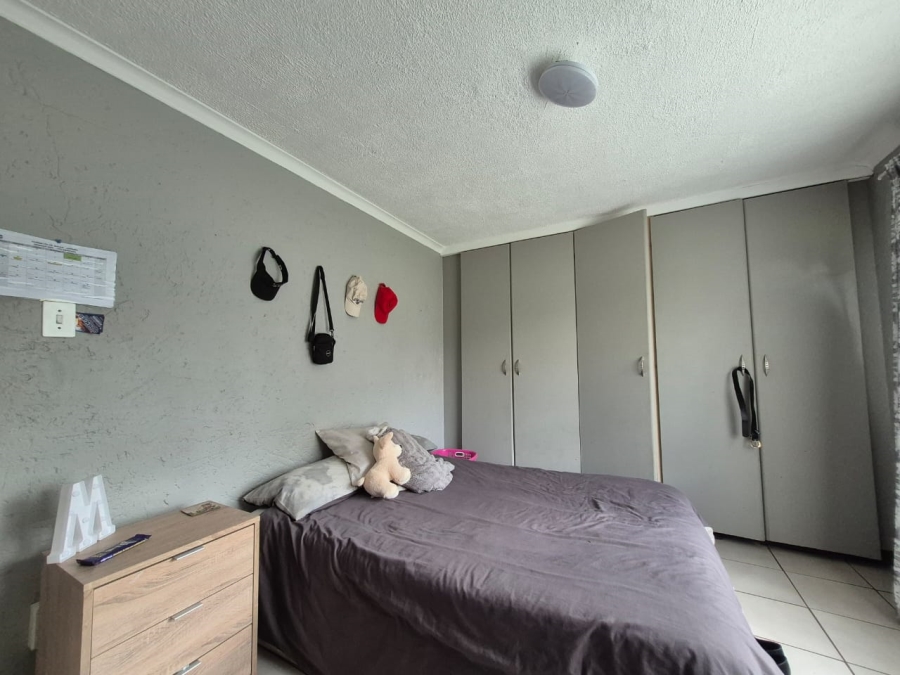 4 Bedroom Property for Sale in Walkerville Manor Gauteng