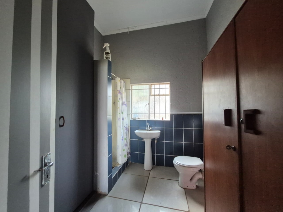 4 Bedroom Property for Sale in Walkerville Manor Gauteng