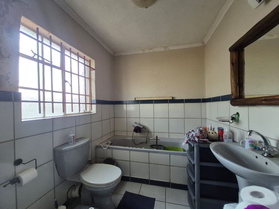4 Bedroom Property for Sale in Walkerville Manor Gauteng