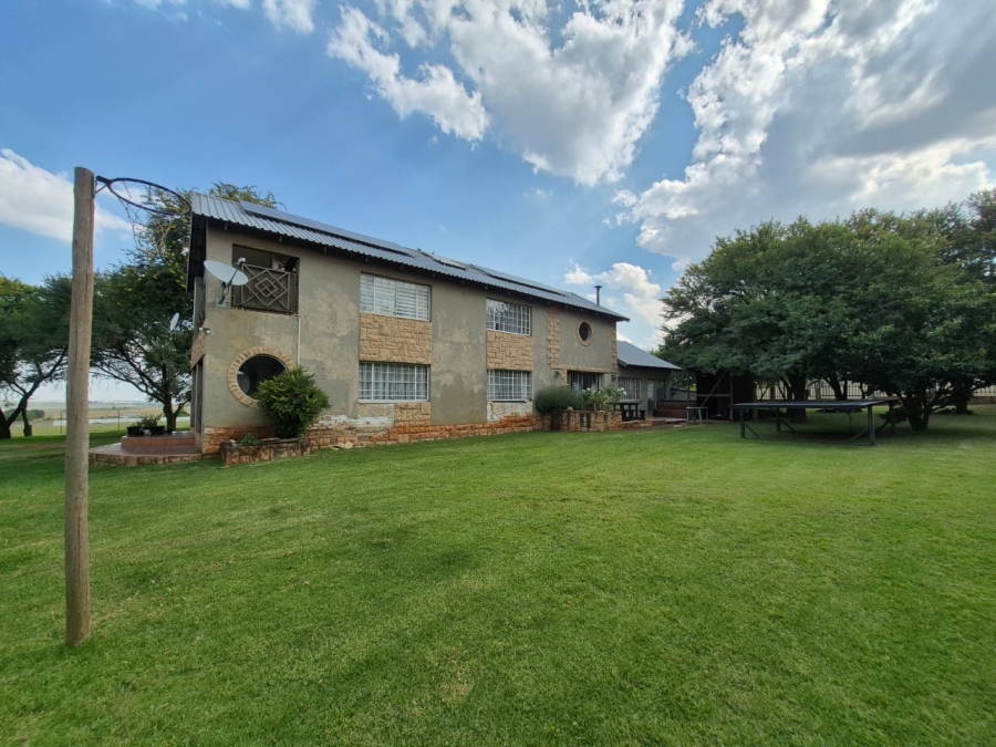 4 Bedroom Property for Sale in Walkerville Manor Gauteng