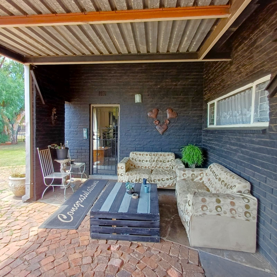 3 Bedroom Property for Sale in Rothdene Gauteng