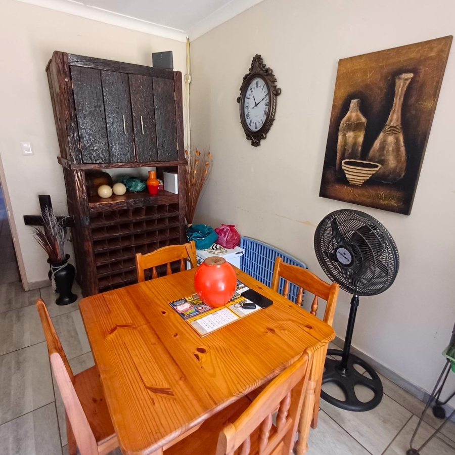 3 Bedroom Property for Sale in Rothdene Gauteng