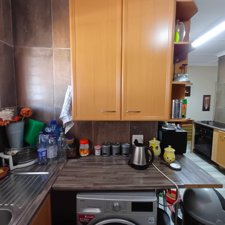 3 Bedroom Property for Sale in Rothdene Gauteng