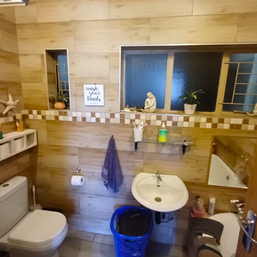 3 Bedroom Property for Sale in Rothdene Gauteng