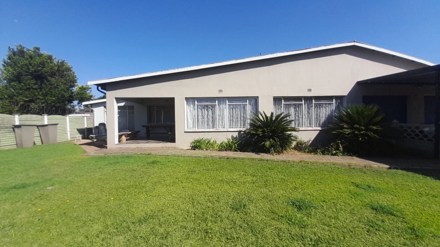 3 Bedroom Property for Sale in Sonland Park Gauteng
