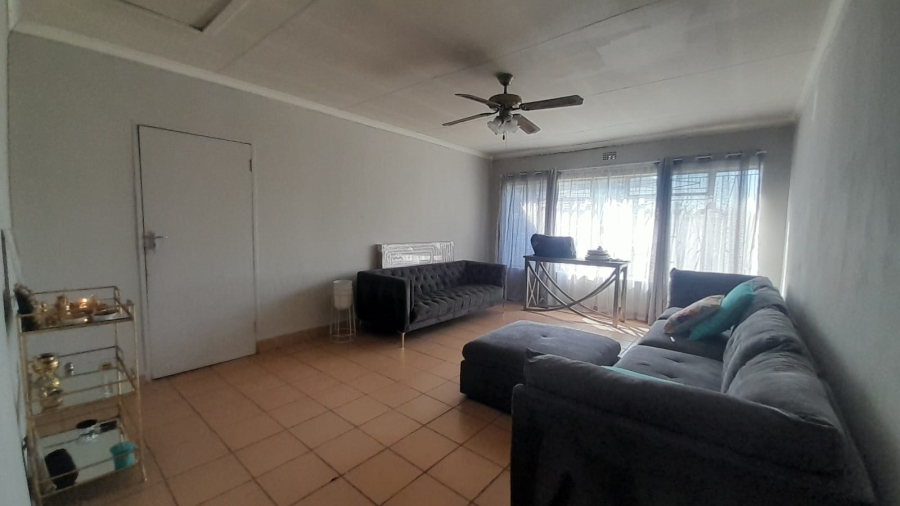 3 Bedroom Property for Sale in Sonland Park Gauteng