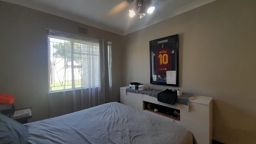 3 Bedroom Property for Sale in Sonland Park Gauteng