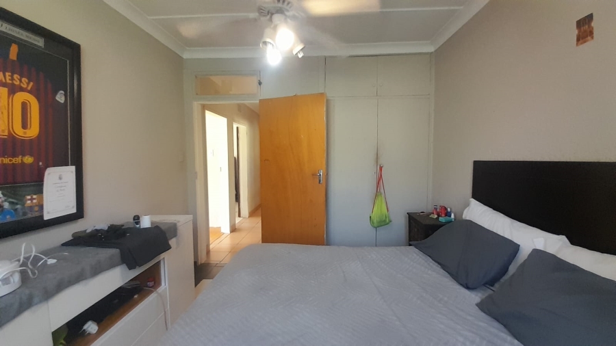 3 Bedroom Property for Sale in Sonland Park Gauteng