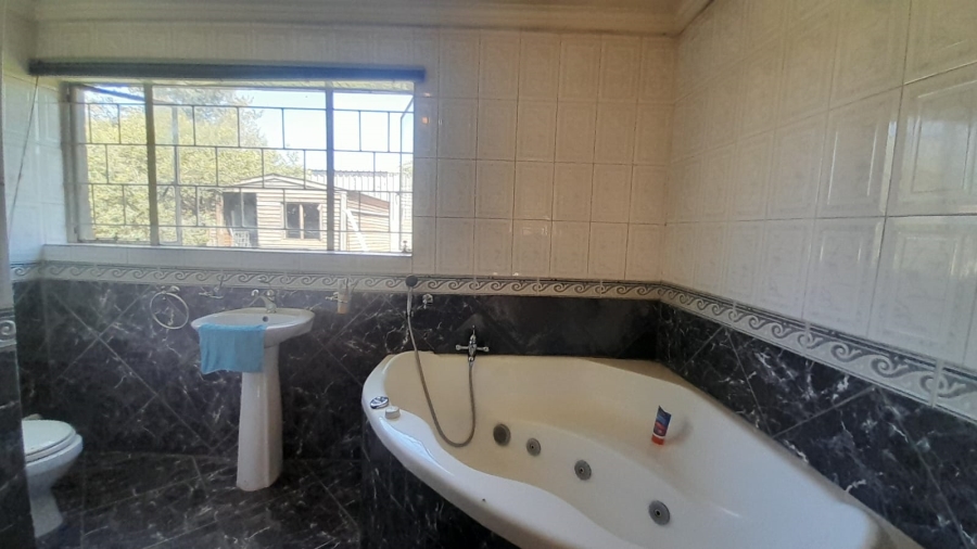 3 Bedroom Property for Sale in Sonland Park Gauteng