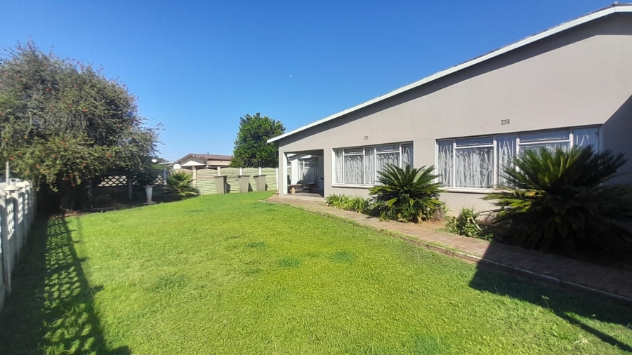 3 Bedroom Property for Sale in Sonland Park Gauteng