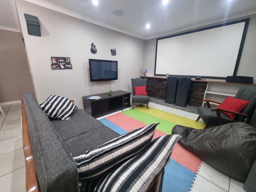 3 Bedroom Property for Sale in Three Rivers Gauteng