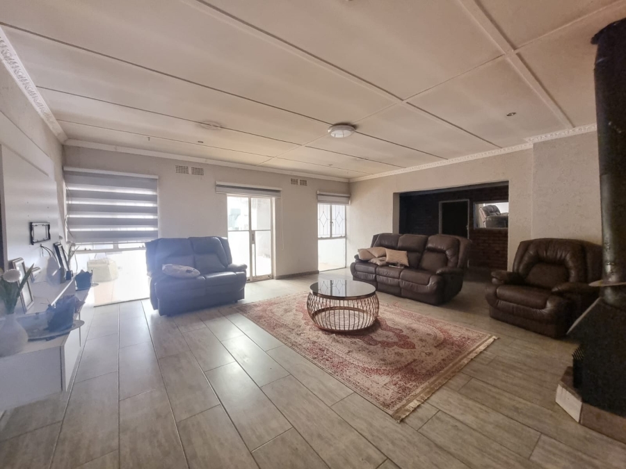 4 Bedroom Property for Sale in Arcon Park Gauteng