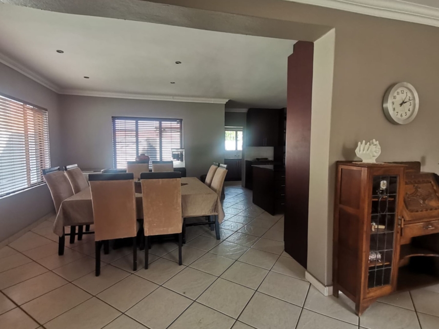 3 Bedroom Property for Sale in Vanderbijlpark SE 8 Gauteng