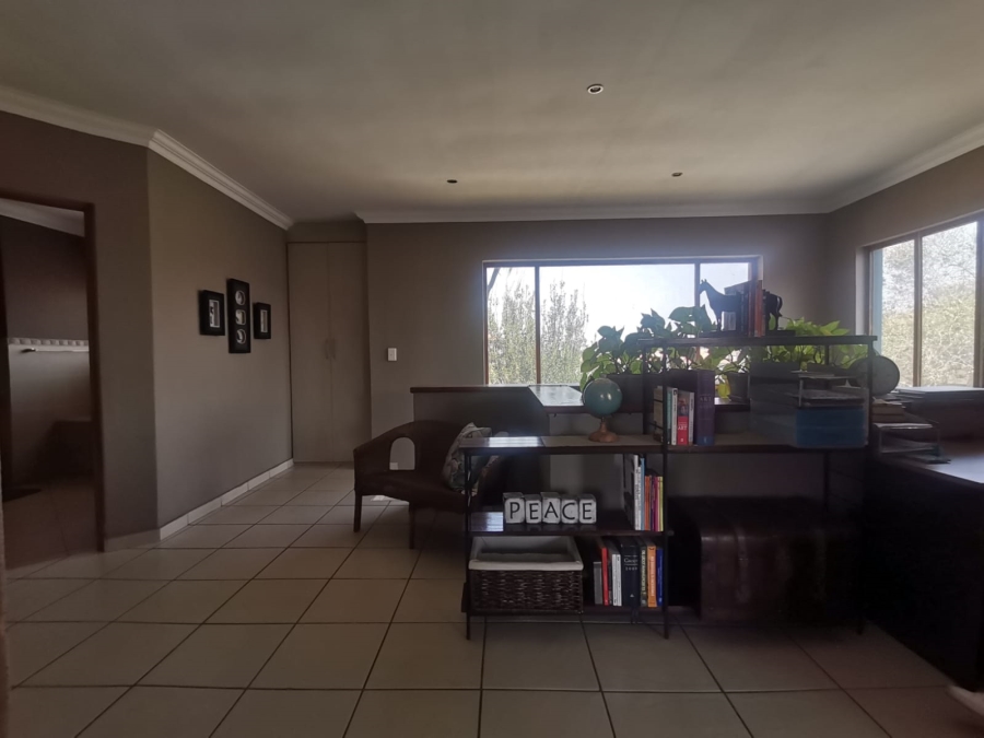3 Bedroom Property for Sale in Vanderbijlpark SE 8 Gauteng