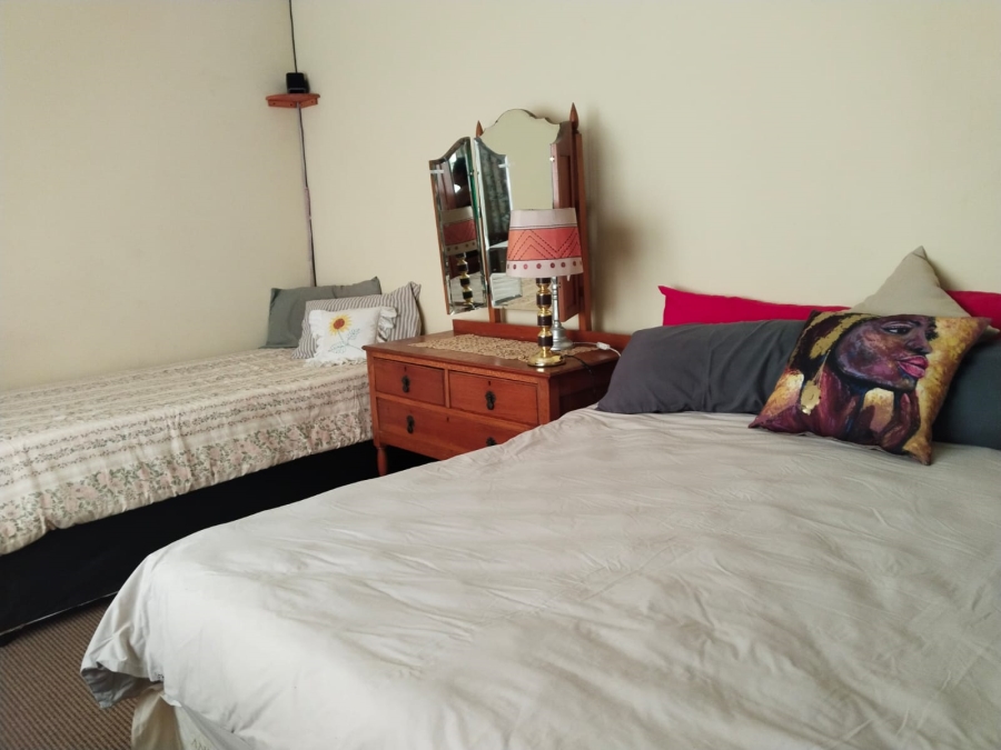 3 Bedroom Property for Sale in Hartbeesfontein AH Gauteng