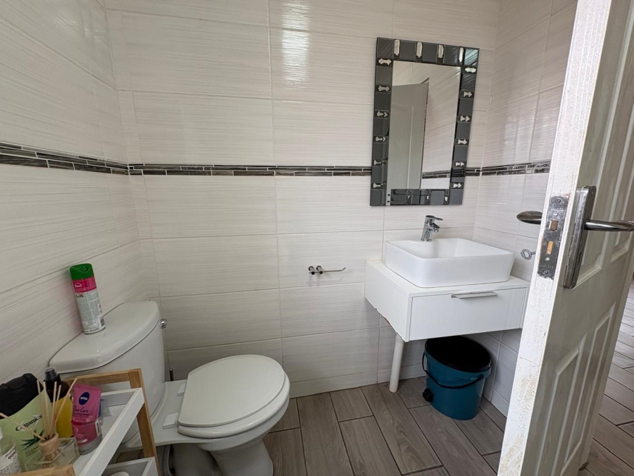 3 Bedroom Property for Sale in Kookrus Gauteng