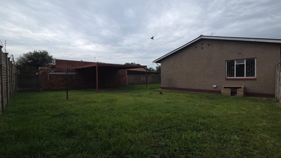 To Let 3 Bedroom Property for Rent in Vanderbijlpark CE 2 Gauteng