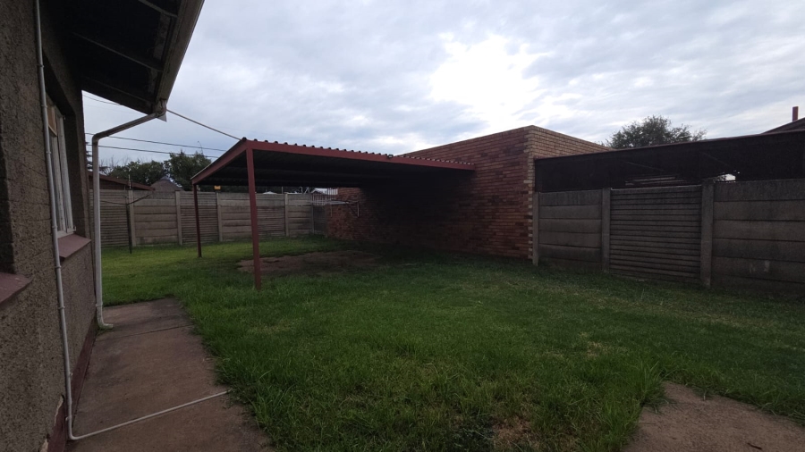 To Let 3 Bedroom Property for Rent in Vanderbijlpark CE 2 Gauteng