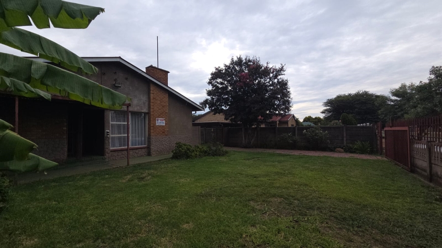To Let 3 Bedroom Property for Rent in Vanderbijlpark CE 2 Gauteng