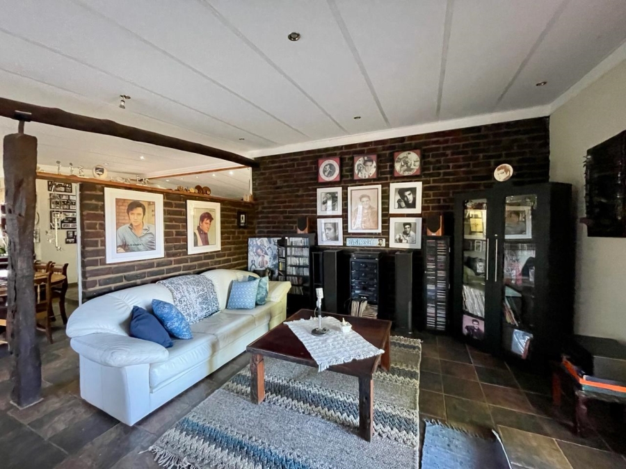 4 Bedroom Property for Sale in Three Rivers East Gauteng