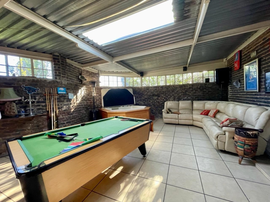 4 Bedroom Property for Sale in Three Rivers East Gauteng