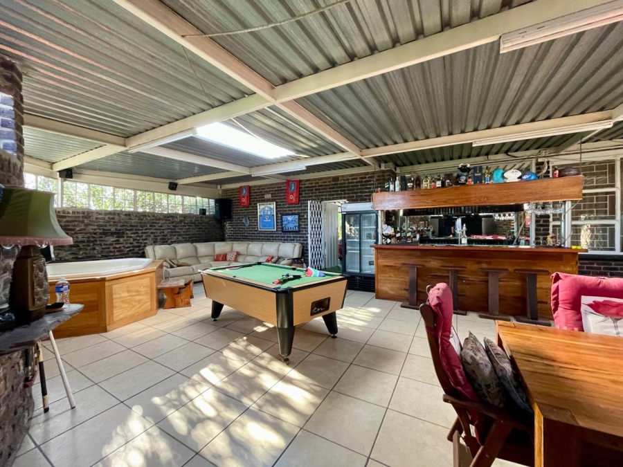 4 Bedroom Property for Sale in Three Rivers East Gauteng