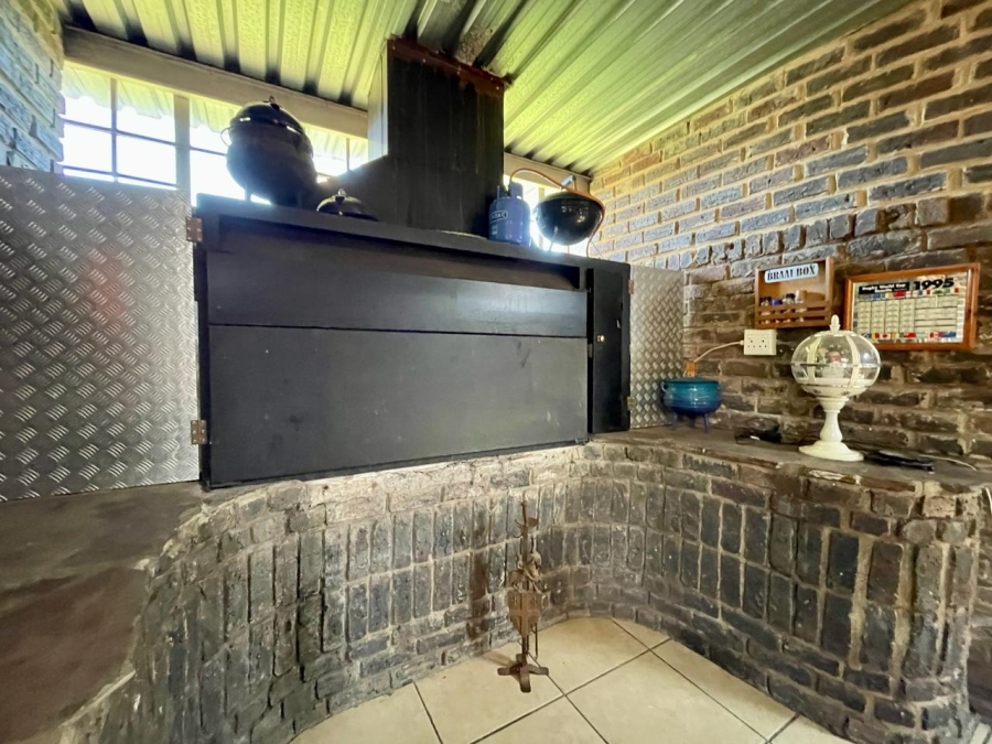4 Bedroom Property for Sale in Three Rivers East Gauteng
