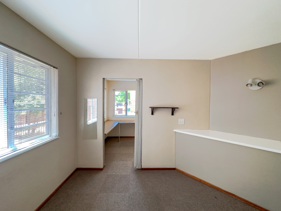 2 Bedroom Property for Sale in Hatfield Gauteng