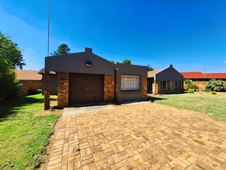 4 Bedroom Property for Sale in Bergsig Gauteng