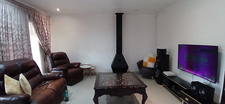 To Let 3 Bedroom Property for Rent in Arcon Park Gauteng